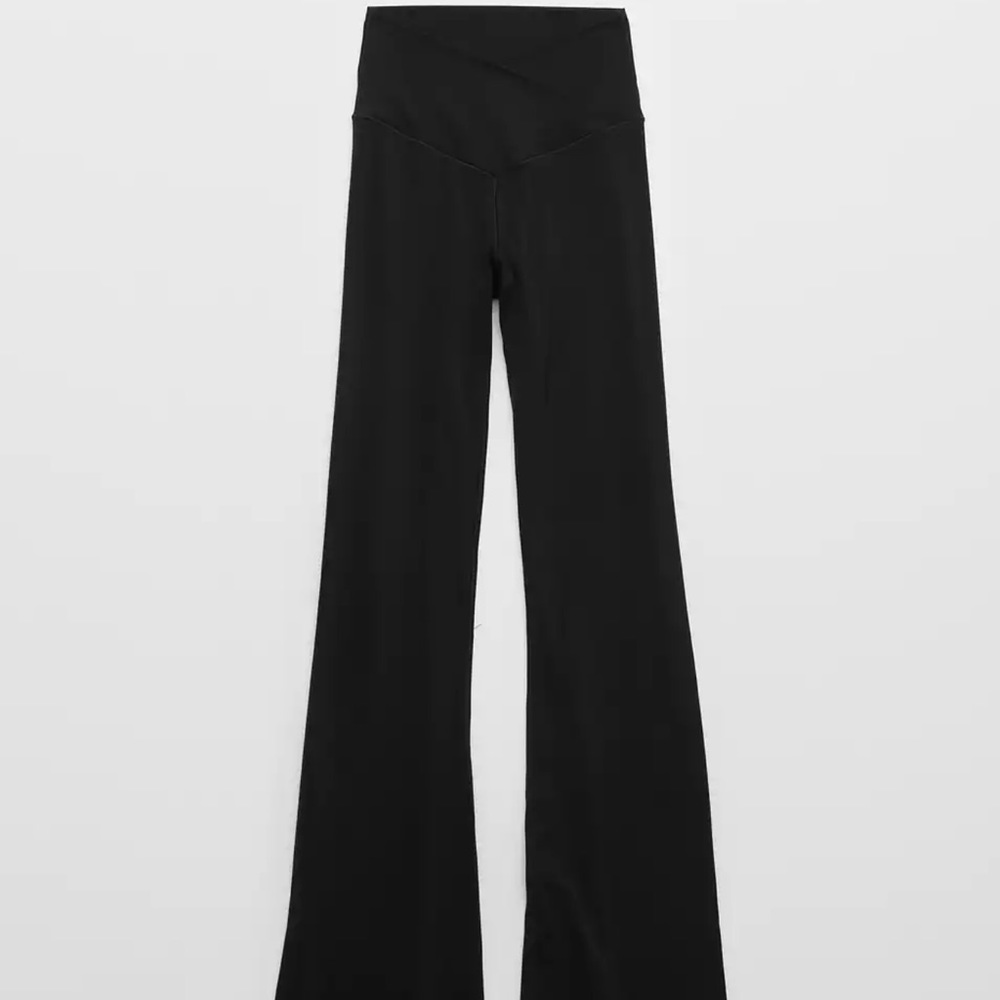 aerie crossover flare leggings black